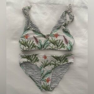 Malai Tropical Reversible Bikini (Top and Bottom); Size: Lg Top / Med Bottom